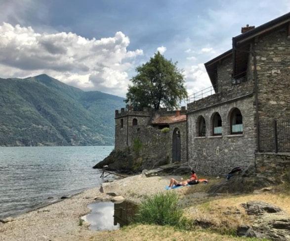 شقة Borgocastello Rezzonico المظهر الخارجي الصورة